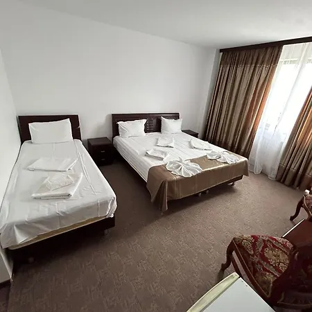 Orient Mamaia Nord 3* 那沃达利