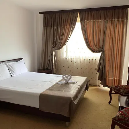 Orient Mamaia Nord Guest house 3*